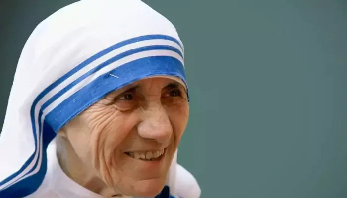 Mother Teresa Remembered: How One Woman’s Faith Changed the Face of Humanitarian Work